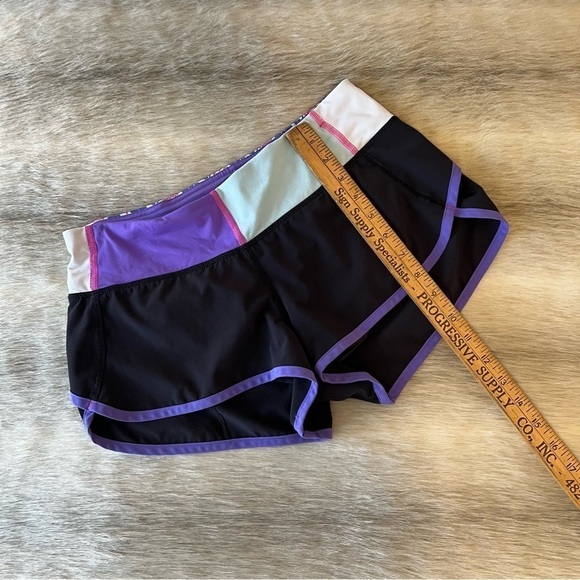 LULULEMON Run Speed Short Black Power Purple Quilt Floral 4 Pink Aqua Patchwork - Picture 6 of 12